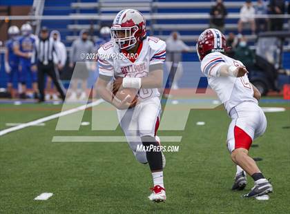 Thumbnail 3 in Bellport vs West Islip (Conference II Championship) photogallery.