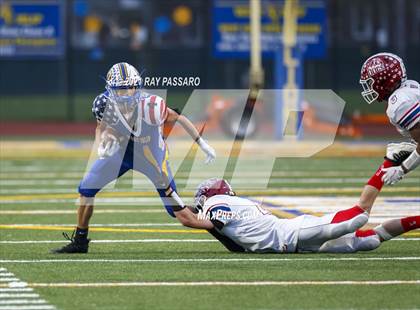 Thumbnail 1 in Bellport vs West Islip (Conference II Championship) photogallery.
