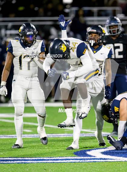Thumbnail 2 in Warren @ Sierra Canyon (CIF SS D2 Round 1)  photogallery.