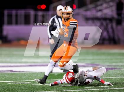 Thumbnail 1 in Jim Ned vs Pilot Point (UIL Class 3A Division 1 Region Final) photogallery.