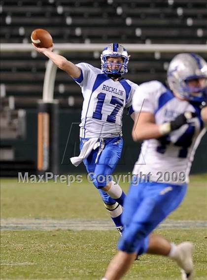 Thumbnail 2 in Rocklin vs. Servite (CIF State D2 Final) photogallery.