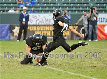 Thumbnail 2 in Rocklin vs. Servite (CIF State D2 Final) photogallery.