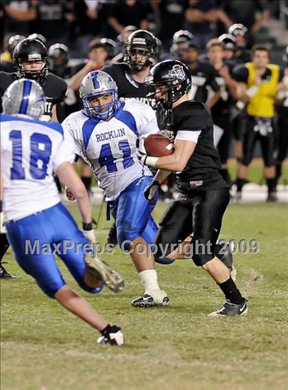 Thumbnail 3 in Rocklin vs. Servite (CIF State D2 Final) photogallery.