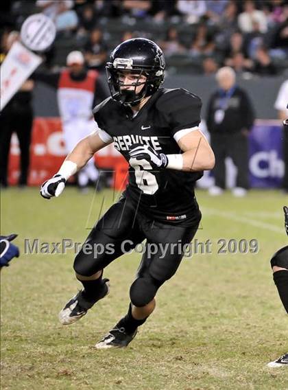Thumbnail 2 in Rocklin vs. Servite (CIF State D2 Final) photogallery.
