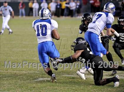 Thumbnail 3 in Rocklin vs. Servite (CIF State D2 Final) photogallery.