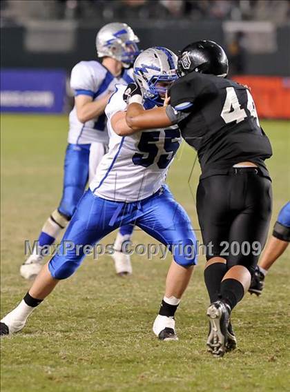 Thumbnail 3 in Rocklin vs. Servite (CIF State D2 Final) photogallery.