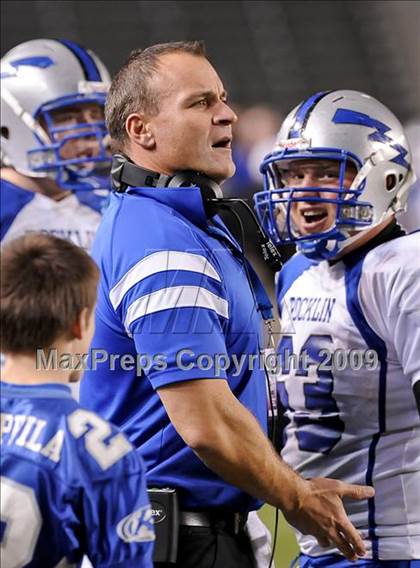 Thumbnail 1 in Rocklin vs. Servite (CIF State D2 Final) photogallery.