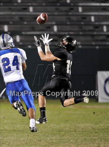 Thumbnail 2 in Rocklin vs. Servite (CIF State D2 Final) photogallery.