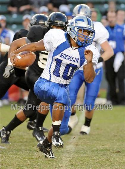 Thumbnail 1 in Rocklin vs. Servite (CIF State D2 Final) photogallery.