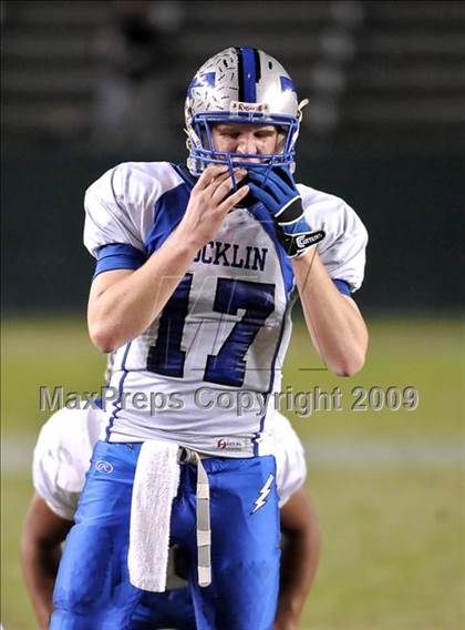 Thumbnail 3 in Rocklin vs. Servite (CIF State D2 Final) photogallery.