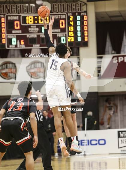 Thumbnail 2 in Woodstock Academy vs Vermont Academy (Spalding Hoophall Classic) photogallery.