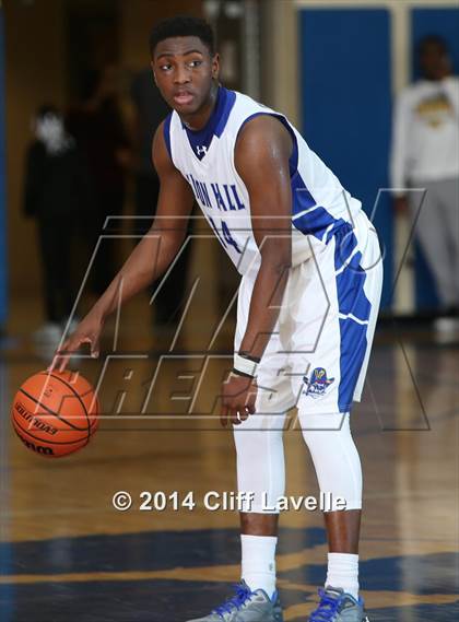 Thumbnail 2 in Alexander vs Seton Hall Prep (Rotary Roundball Classic) photogallery.