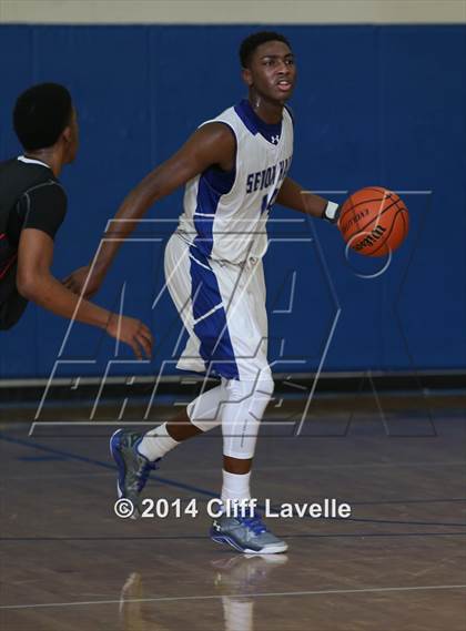 Thumbnail 3 in Alexander vs Seton Hall Prep (Rotary Roundball Classic) photogallery.