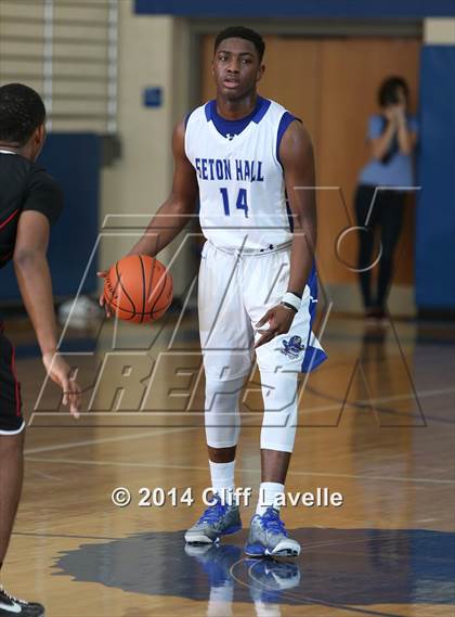 Thumbnail 2 in Alexander vs Seton Hall Prep (Rotary Roundball Classic) photogallery.