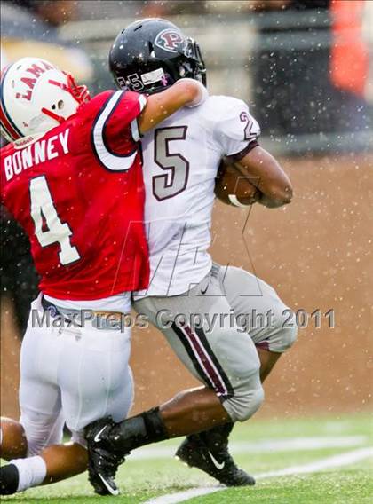 Thumbnail 2 in Lamar vs. Pearland (5A Region III Division I Regional) photogallery.