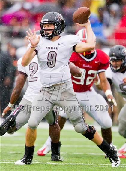 Thumbnail 3 in Lamar vs. Pearland (5A Region III Division I Regional) photogallery.