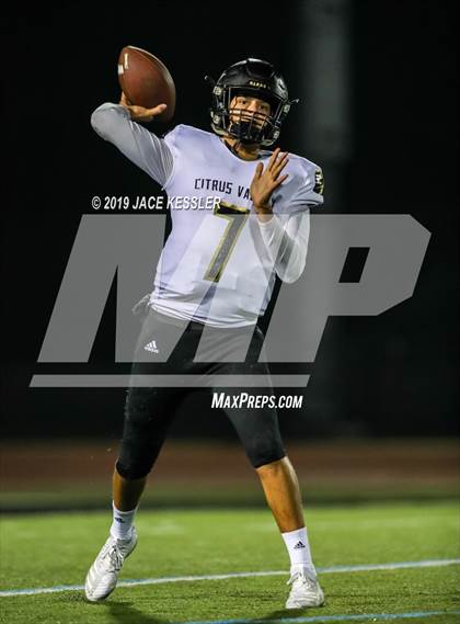 Thumbnail 2 in Pacifica vs. Citrus Valley (CIFSS D6 Quarterfinal) photogallery.