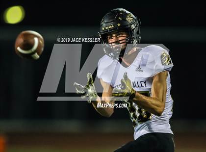 Thumbnail 1 in Pacifica vs. Citrus Valley (CIFSS D6 Quarterfinal) photogallery.