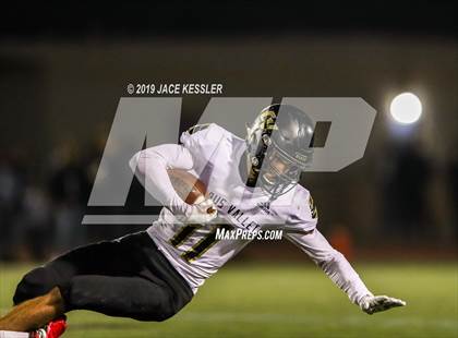 Thumbnail 2 in Pacifica vs. Citrus Valley (CIFSS D6 Quarterfinal) photogallery.