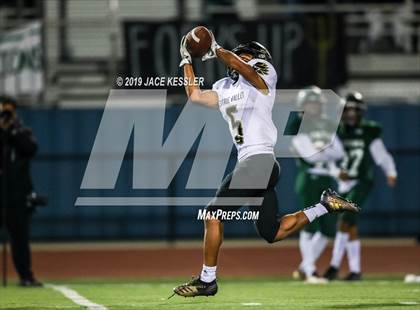 Thumbnail 3 in Pacifica vs. Citrus Valley (CIFSS D6 Quarterfinal) photogallery.