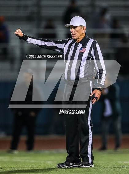 Thumbnail 3 in Pacifica vs. Citrus Valley (CIFSS D6 Quarterfinal) photogallery.