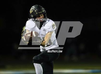 Thumbnail 2 in Pacifica vs. Citrus Valley (CIFSS D6 Quarterfinal) photogallery.