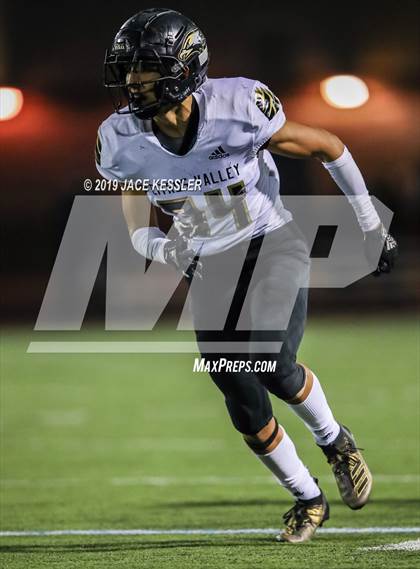 Thumbnail 1 in Pacifica vs. Citrus Valley (CIFSS D6 Quarterfinal) photogallery.