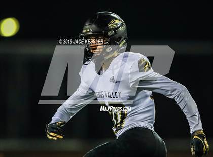 Thumbnail 3 in Pacifica vs. Citrus Valley (CIFSS D6 Quarterfinal) photogallery.