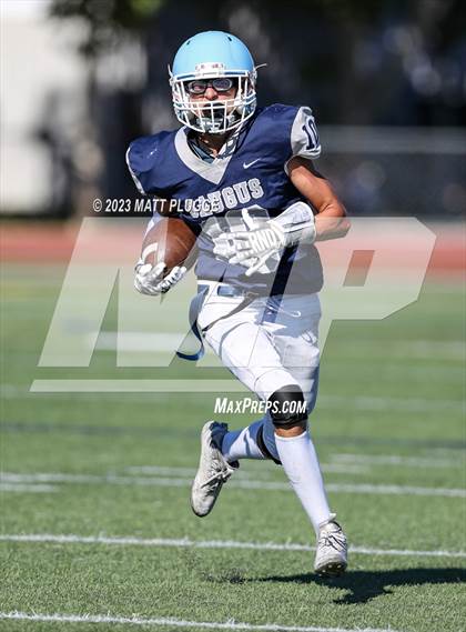 Thumbnail 3 in Rio Mesa @ Saugus photogallery.
