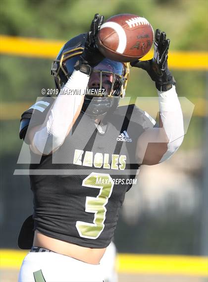 Thumbnail 2 in Fillmore vs. Oak Park (Scrimmage) photogallery.