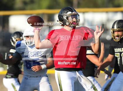 Thumbnail 3 in Fillmore vs. Oak Park (Scrimmage) photogallery.