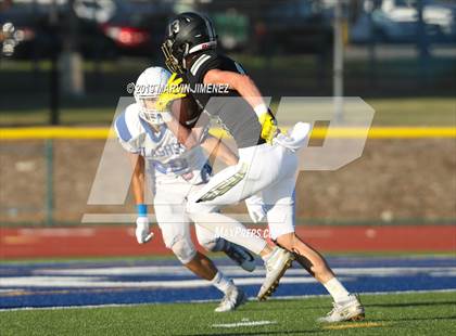 Thumbnail 3 in Fillmore vs. Oak Park (Scrimmage) photogallery.