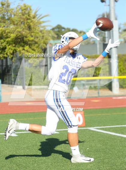 Thumbnail 2 in Fillmore vs. Oak Park (Scrimmage) photogallery.