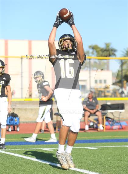Thumbnail 3 in Fillmore vs. Oak Park (Scrimmage) photogallery.