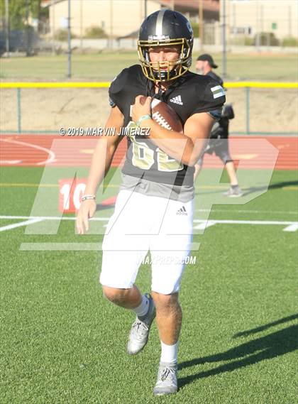 Thumbnail 3 in Fillmore vs. Oak Park (Scrimmage) photogallery.