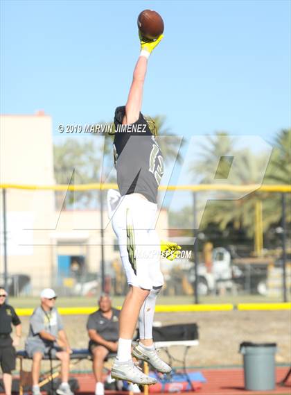 Thumbnail 3 in Fillmore vs. Oak Park (Scrimmage) photogallery.