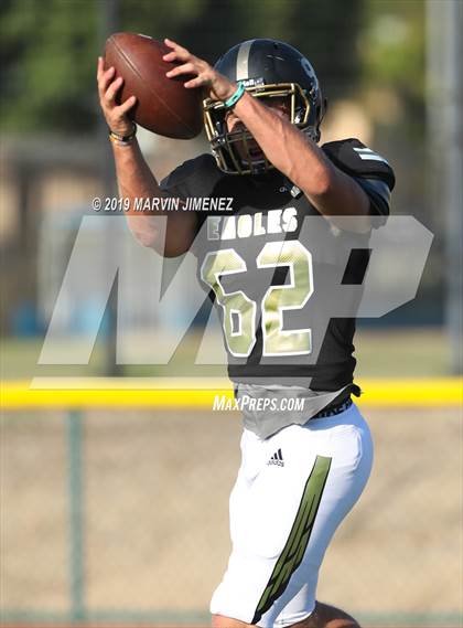 Thumbnail 3 in Fillmore vs. Oak Park (Scrimmage) photogallery.