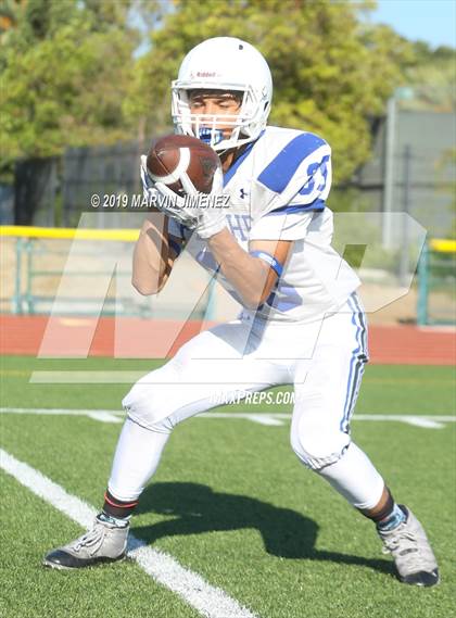 Thumbnail 2 in Fillmore vs. Oak Park (Scrimmage) photogallery.