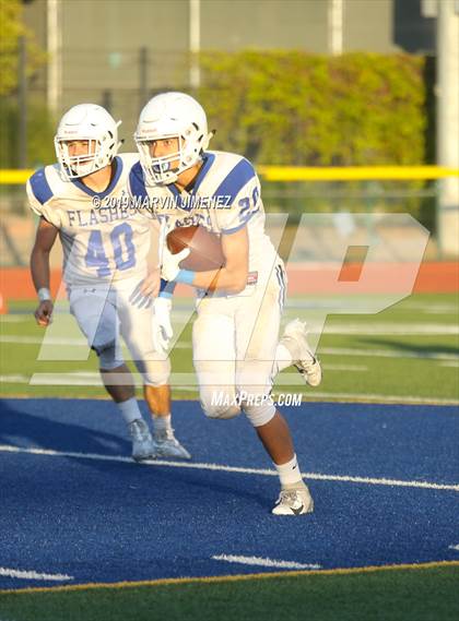 Thumbnail 3 in Fillmore vs. Oak Park (Scrimmage) photogallery.