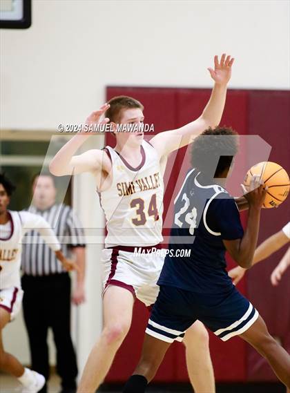 Thumbnail 2 in Brentwood School vs Simi Valley (Annual Bob Hawking Simi Valley Tip-Off Classic) photogallery.