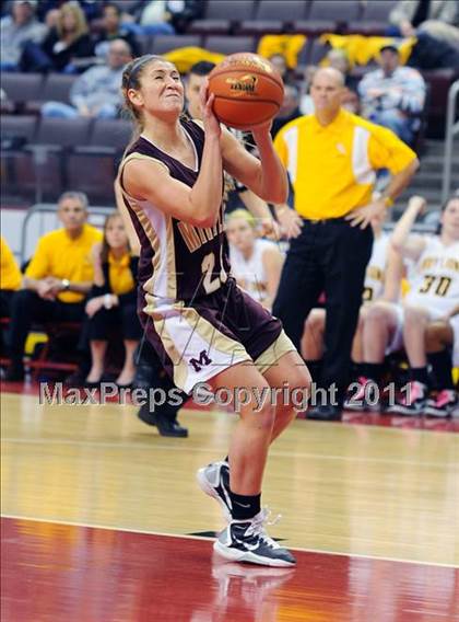 Thumbnail 2 in Governor Mifflin vs. Red Lion (D3 Semifinals) photogallery.