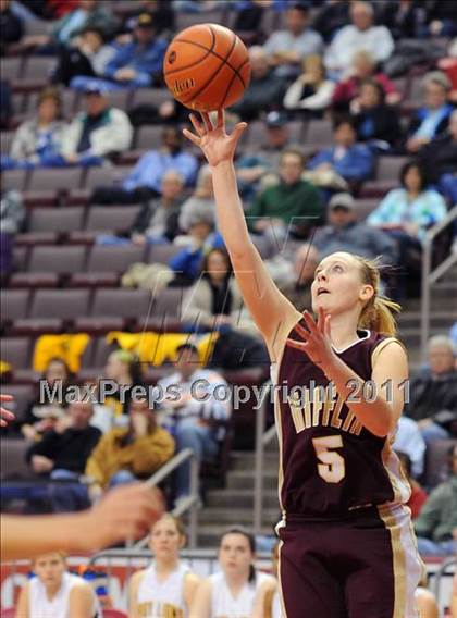 Thumbnail 3 in Governor Mifflin vs. Red Lion (D3 Semifinals) photogallery.