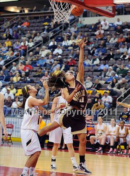 Thumbnail 3 in Governor Mifflin vs. Red Lion (D3 Semifinals) photogallery.