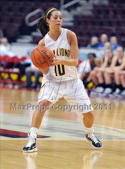 Thumbnail 1 in Governor Mifflin vs. Red Lion (D3 Semifinals) photogallery.