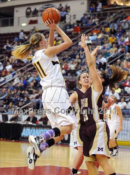 Thumbnail 3 in Governor Mifflin vs. Red Lion (D3 Semifinals) photogallery.