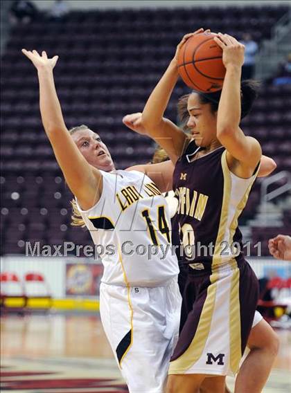 Thumbnail 2 in Governor Mifflin vs. Red Lion (D3 Semifinals) photogallery.