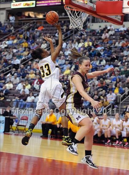 Thumbnail 3 in Governor Mifflin vs. Red Lion (D3 Semifinals) photogallery.
