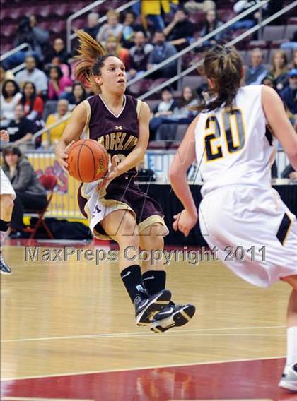 Thumbnail 2 in Governor Mifflin vs. Red Lion (D3 Semifinals) photogallery.