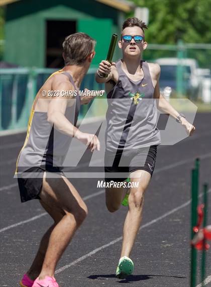 Thumbnail 2 in Border Brawl Relays photogallery.
