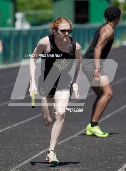 Thumbnail 3 in Border Brawl Relays photogallery.